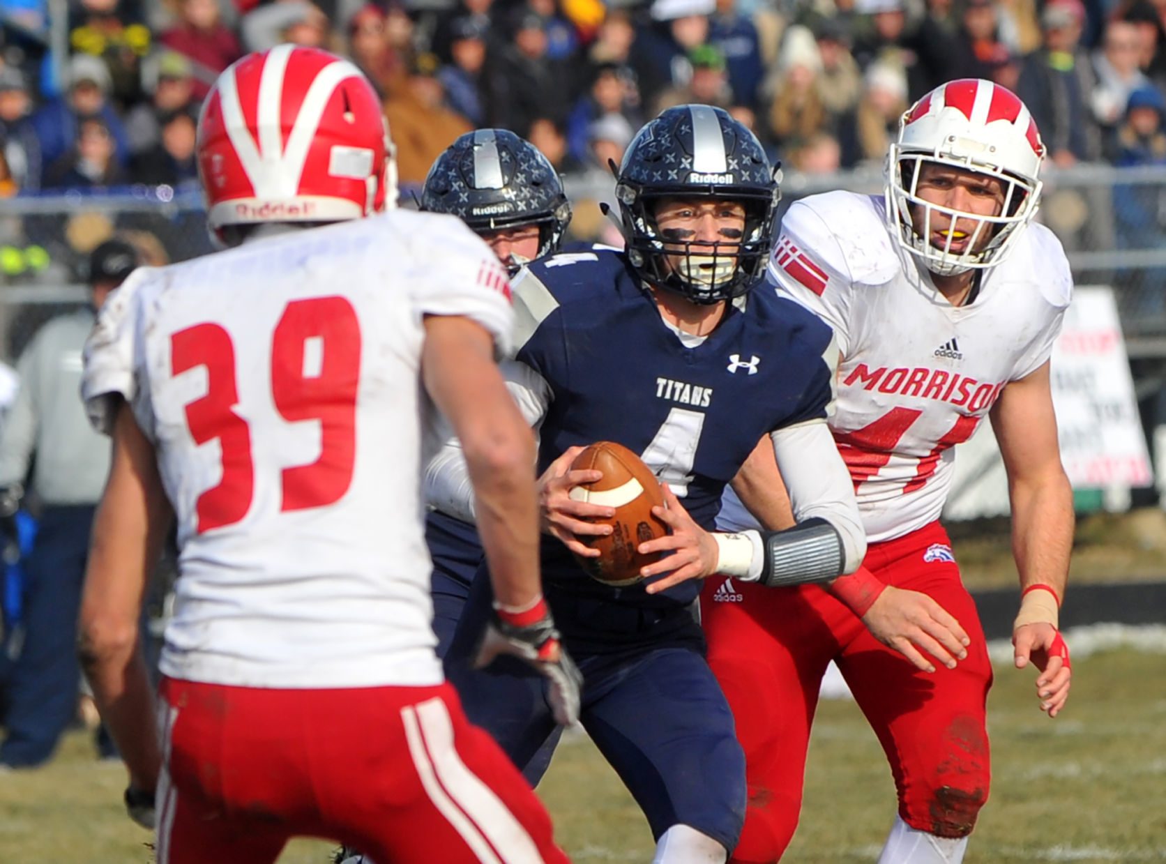 Morrison vs Annawan-Wethersfield in Class 1A football quarterfinal.